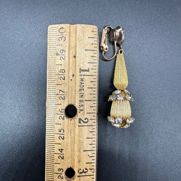 Vintage Clip On Earrings Rhinestone Dangle Drop Gold Toned Teardrop Glamorous - Picture 8 of 8